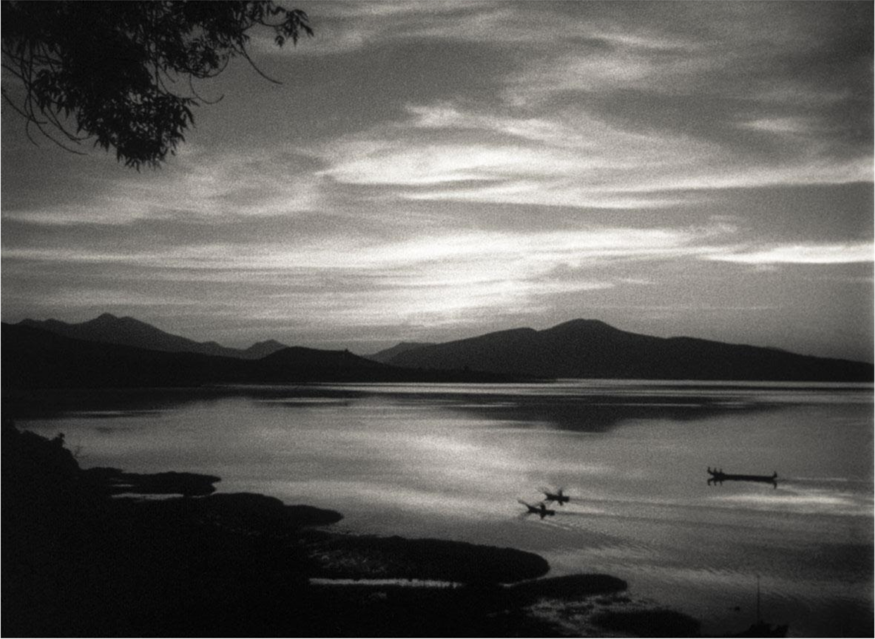 Lake of Patzcuaro/Lago de Patzcuaro “Maclovia” 1948